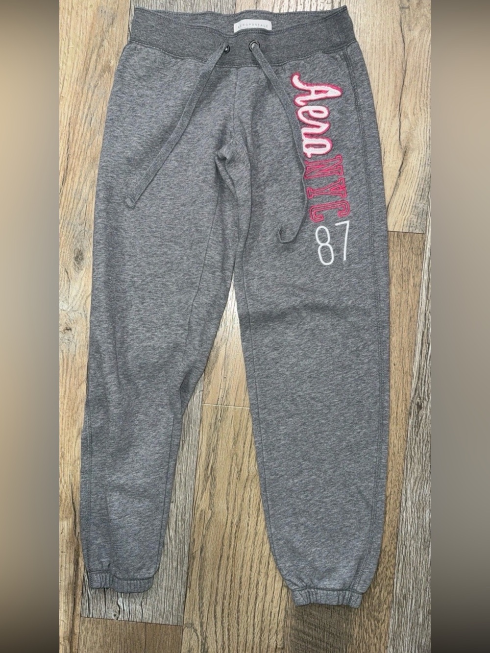 Aeropostale Gray Jogger Sweatpants with Pink Accent